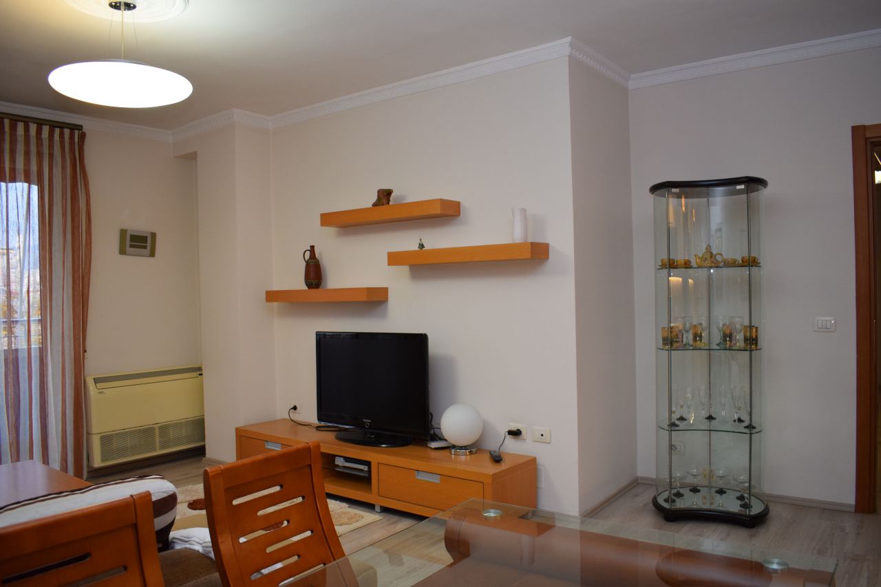Three Bedrooms Apartment in Tirana for Rent 