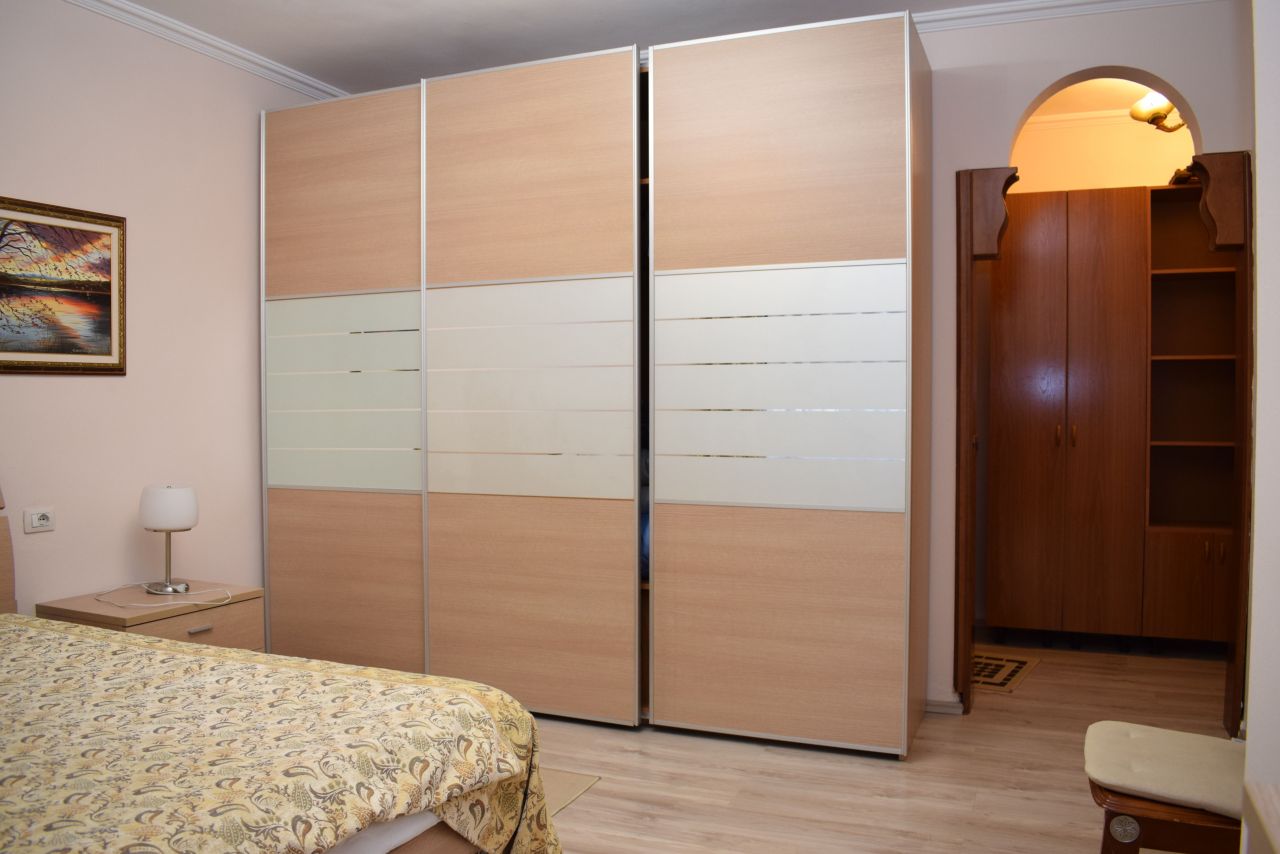 Apartament  3+1 me qera ne Tirane