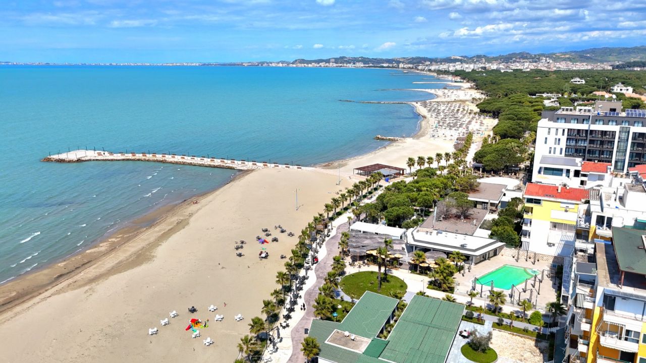 12 Astoria Residence Qerret Durres