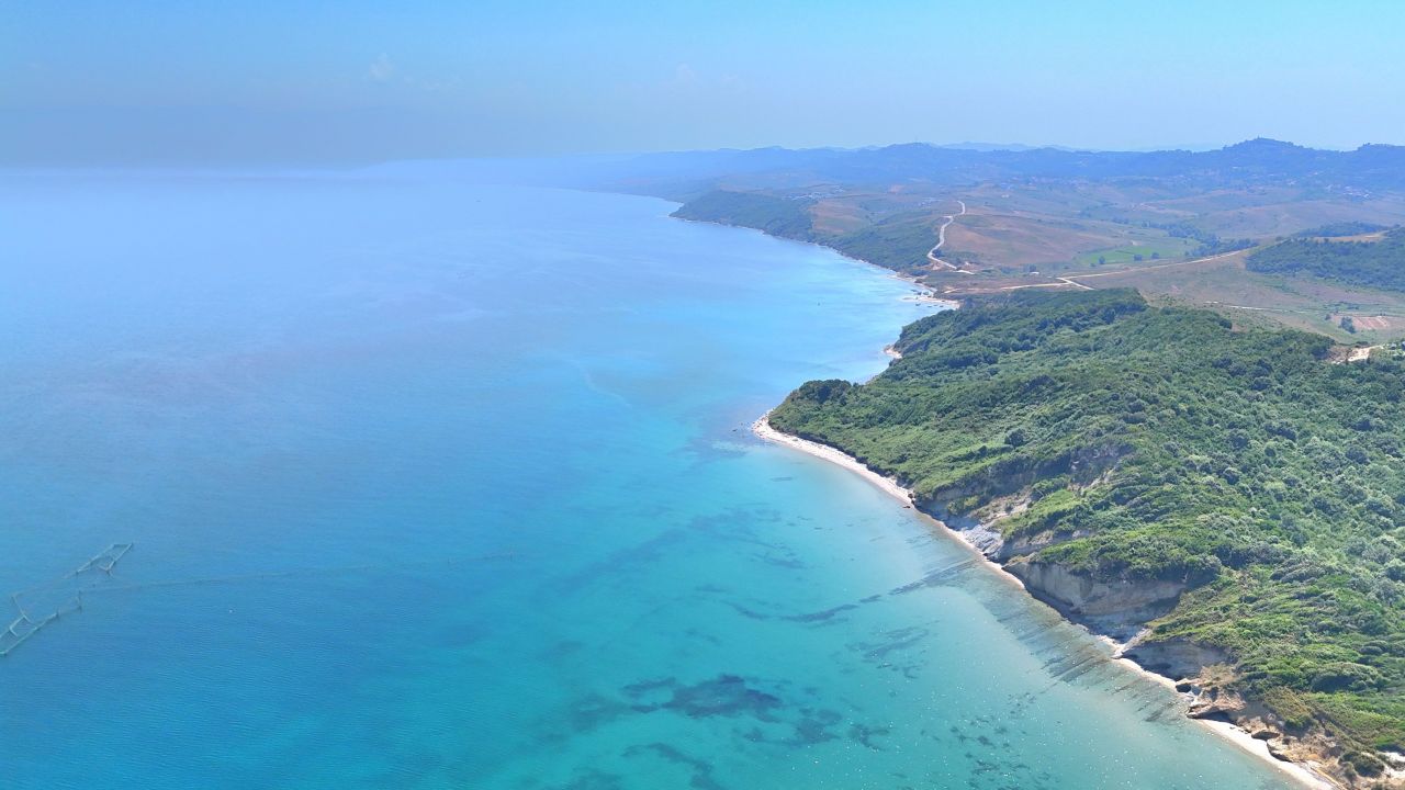 Luxus Villák Eladó A Rodon-Fokon Lalzit Bay