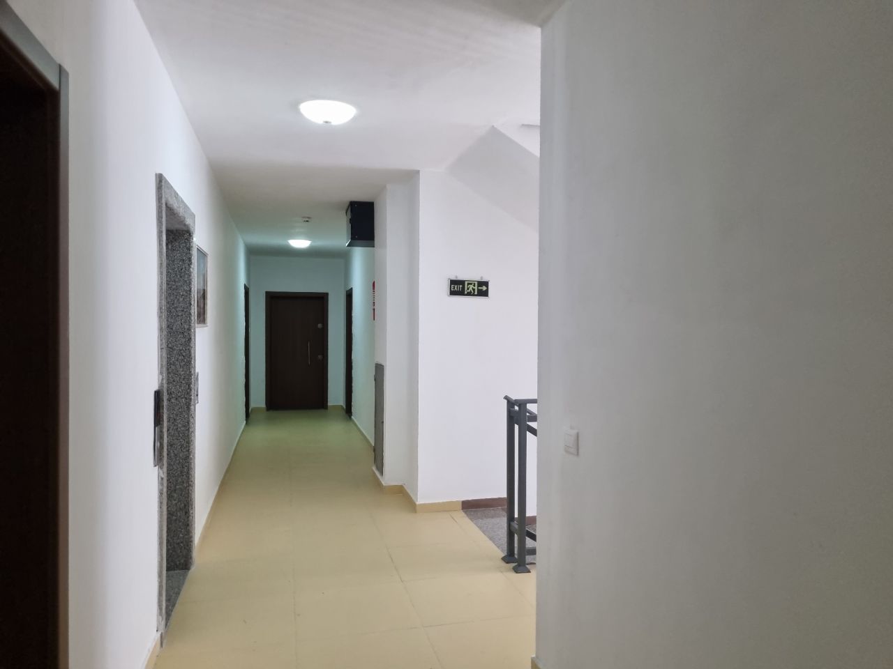 Apartament Per Shitje Ne Qerret Durres Shqiperi, Pozicionuar Ne Nje Zone Te Mire, Prane Plazhit