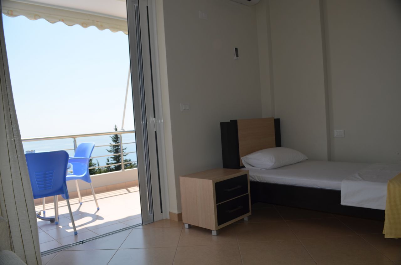 Квартира в аренду в Дерми, в Албанской Ривьеры, для летнего отдыха.