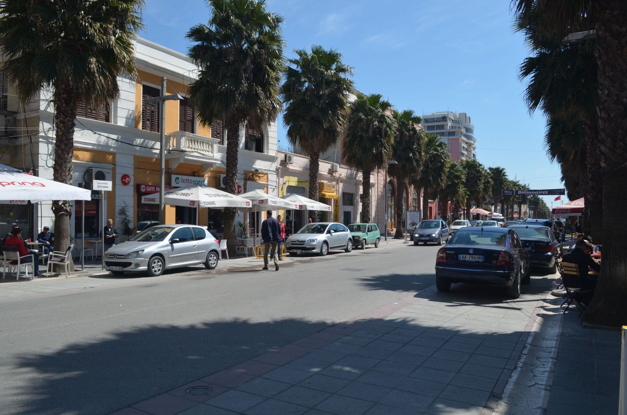 12 Rruga Taulantia Durrës, Albania
