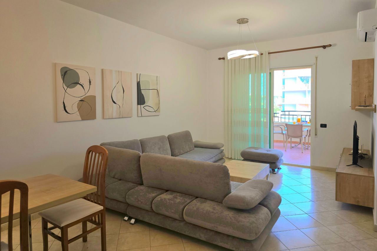 Seaview Holiday Apartment in Durres