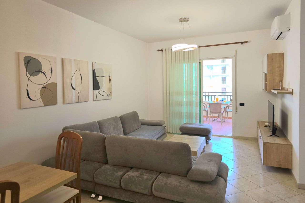 Seaview Holiday Apartment in Durres