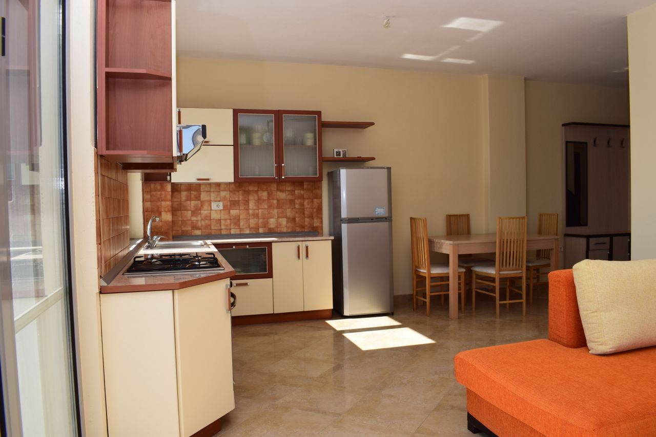 Apartament pushimi me qera ne Durres, ne breg te Detit Adriatik
