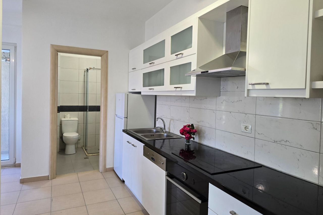 Affito Casa Vacanze A Gjiri i Lalzit Complesso Lura 2