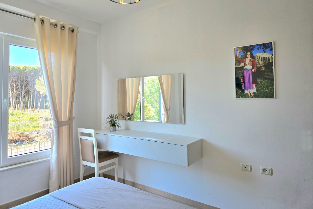 21 Lura 2 Resort, Gjiri i Lalzit, Durres 2001