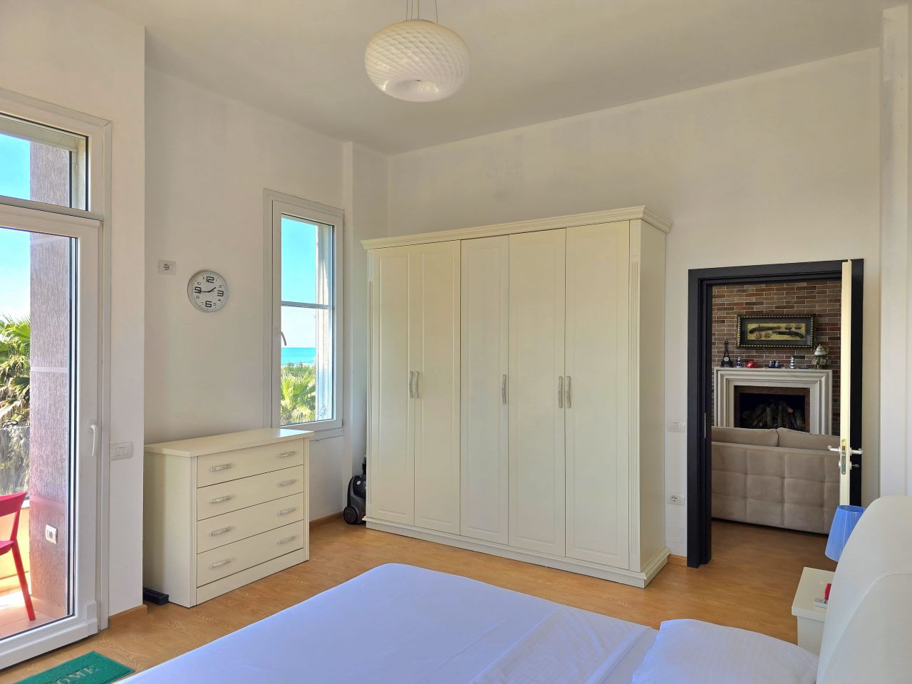 21 Gjiri I Lalzit, 2015, Durres