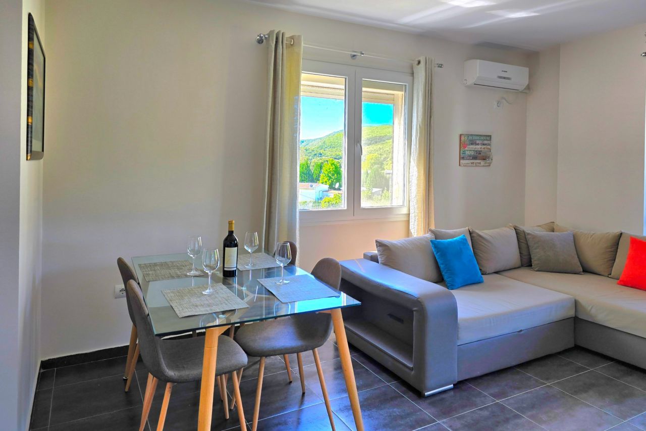 21 Lalzit Bay, 2015, Durres, Albania 