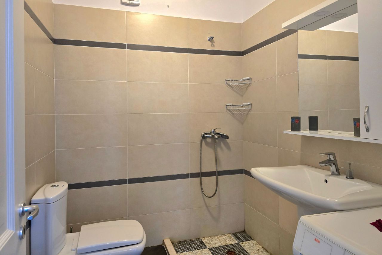 Ferienwohnung In Lalzit Bay, Durres, Albanien