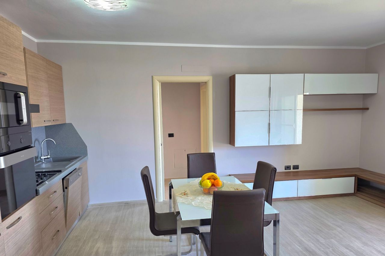 Albania Holiday Apartment For Rent In Durres Beachfront With Two Bedrooms For Five People