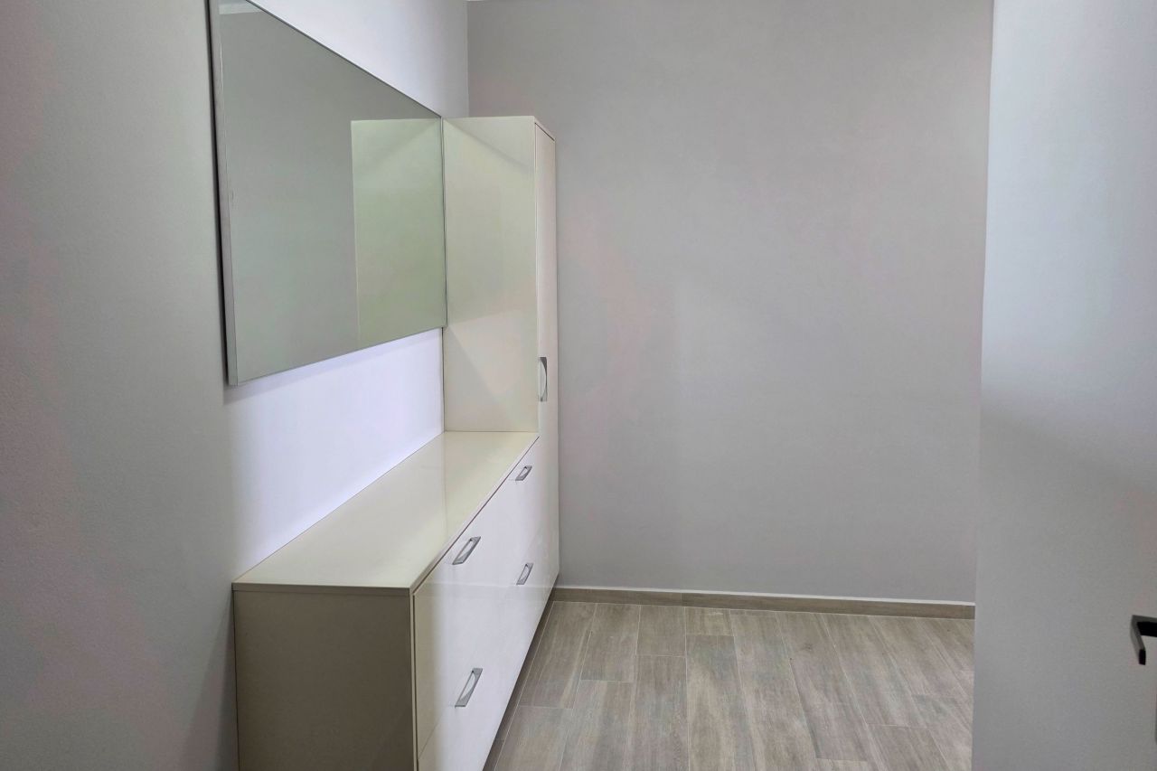 Albania Holiday Apartment For Rent In Durres Beachfront