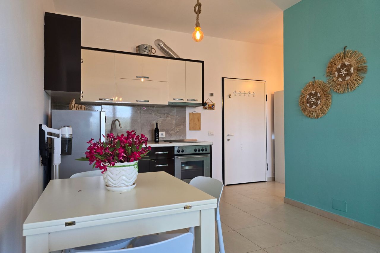 21 Lalzit Bay, 2015, Durres, Albania