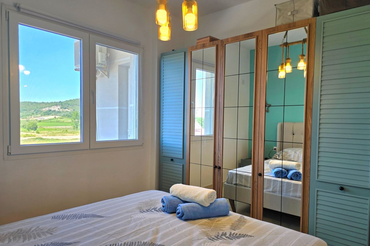 21 Lalzit Bay, 2015, Durres, Albania