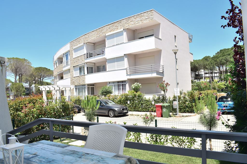 Albania Holiday Rental Apartment At Lalzit Bay 