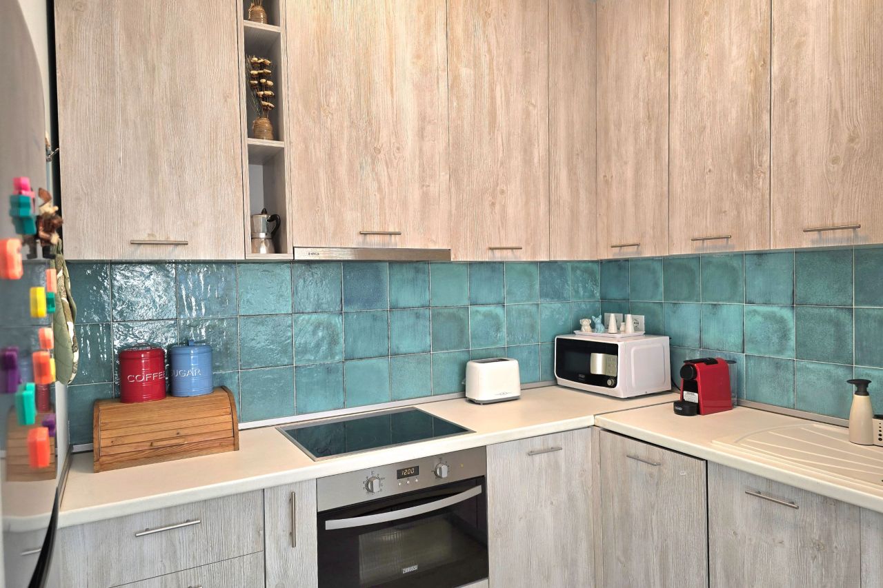 21 Lalzit Bay, Durres 2015