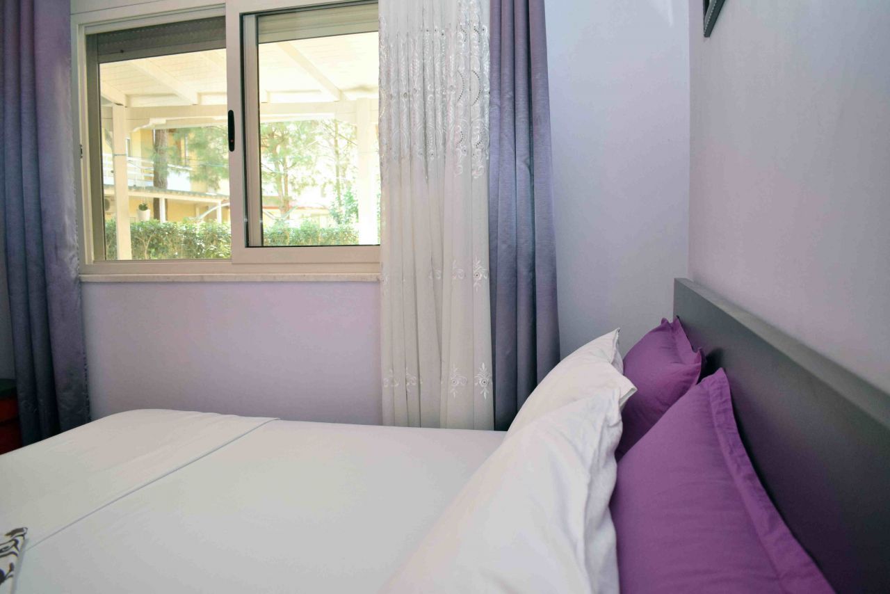 Wakacyjny apartament z dwiema sypialniami do wynajęcia w zatoce Lalzi