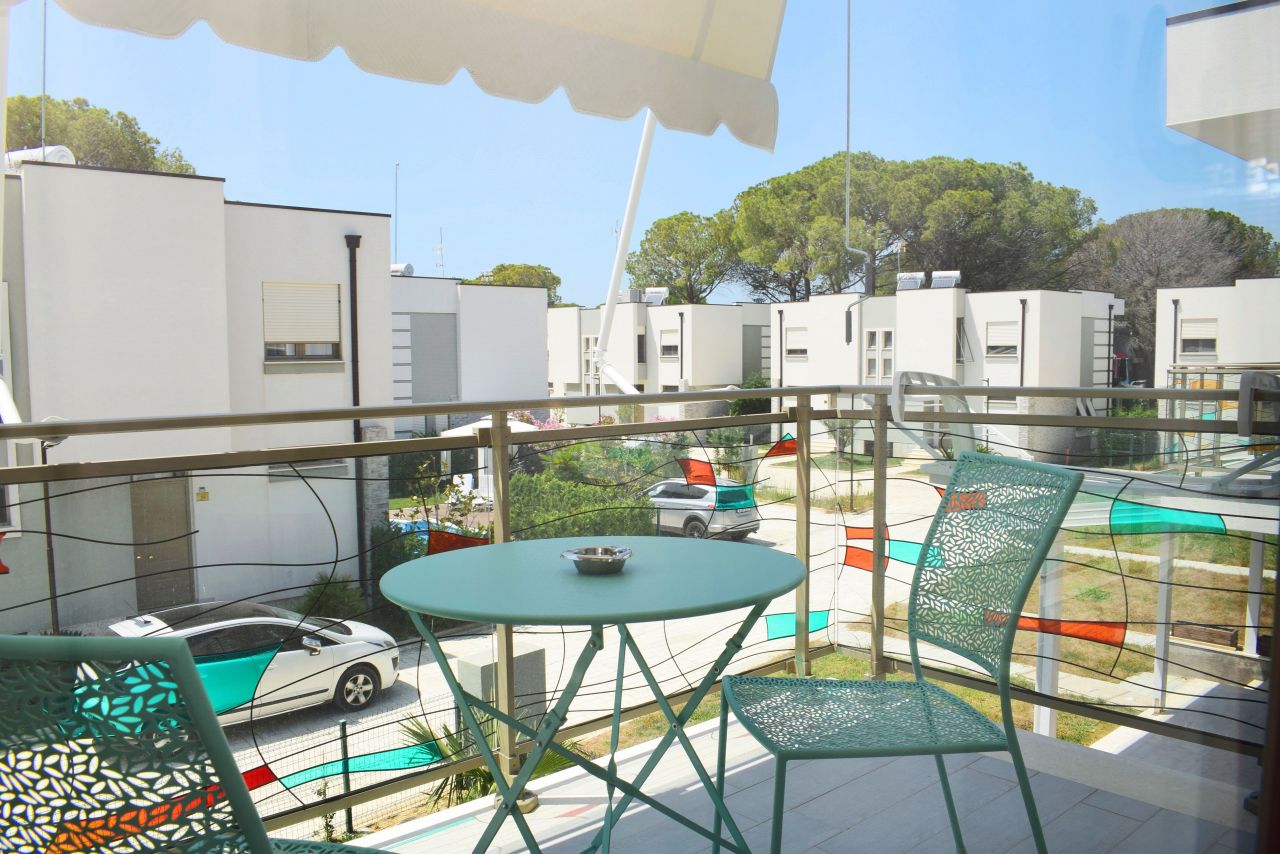 Villa Moderna di Vacanze in Affitto al Perla Resort