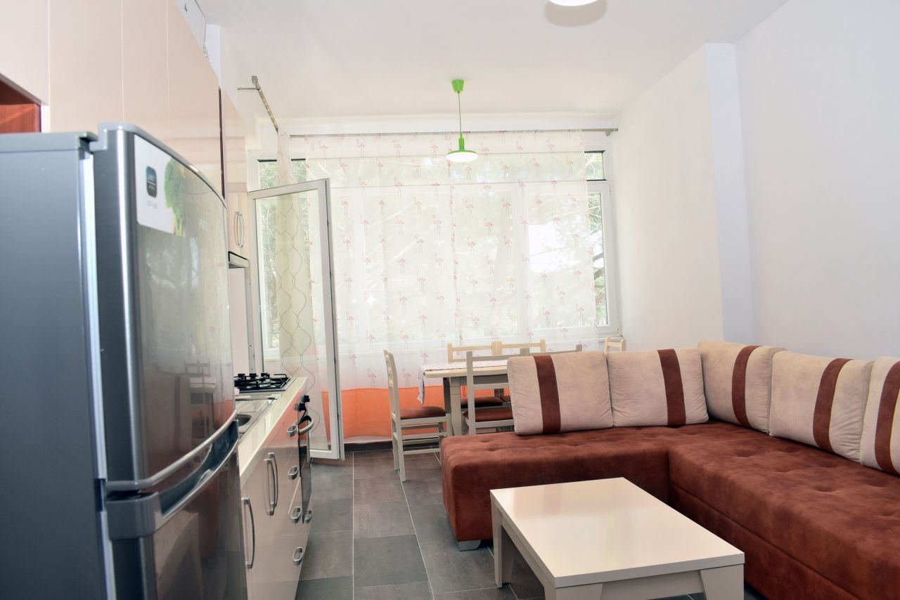 Apartament wakacyjny z jedną sypialnią do wynajęcia w Lura 2 Resort Gjiri i Lalzit
