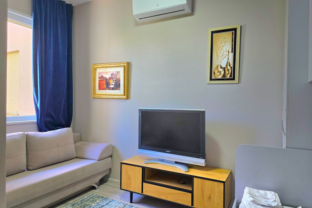 Floral Apartament Lura 3, Gjiri i Lalzit