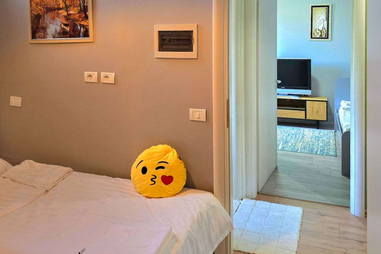 Floral Apartament Lura 3, Gjiri i Lalzit