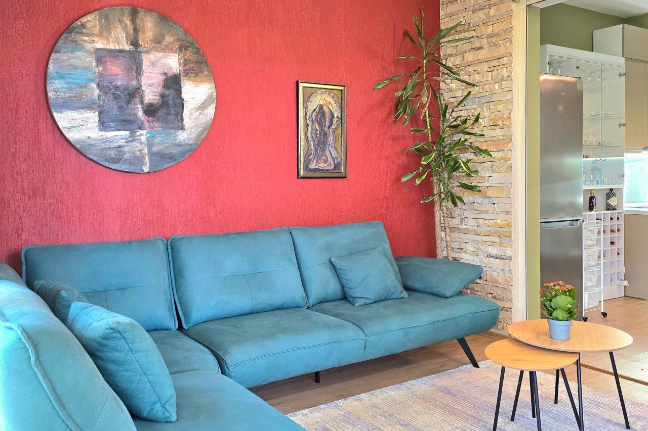 21 Lalzit Bay, 2015, Durres, Albania