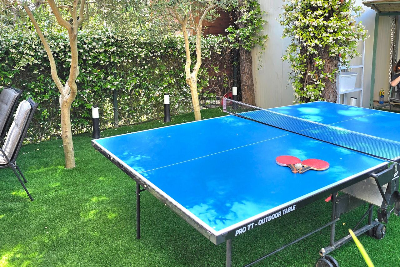 21 Lalzit Bay, 2015, Durres, Albania