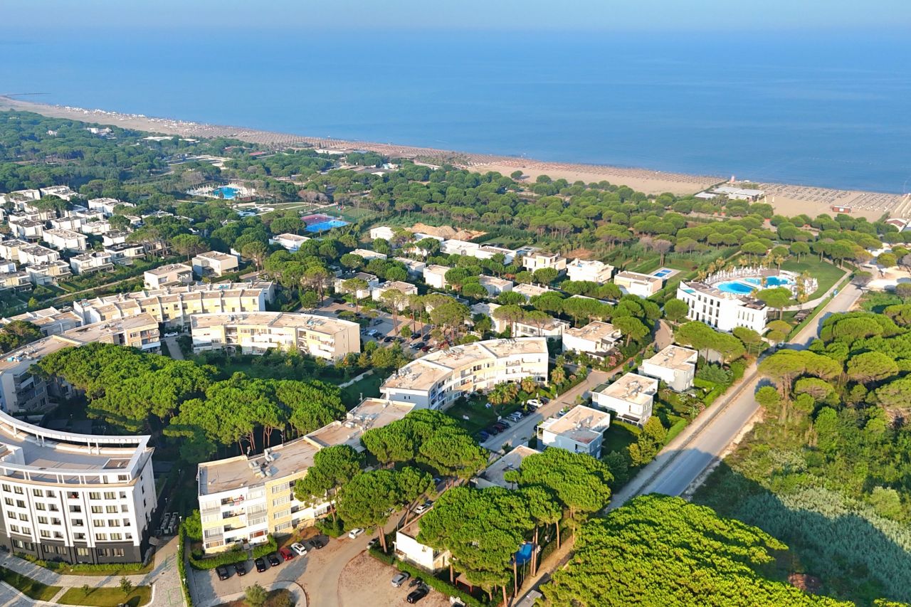 21 Lura 2 Resort, Gjiri i Lalzit, Durres 2015