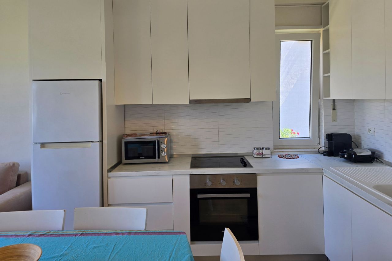 21 Lalzit Bay, 2015, Durres, Albania