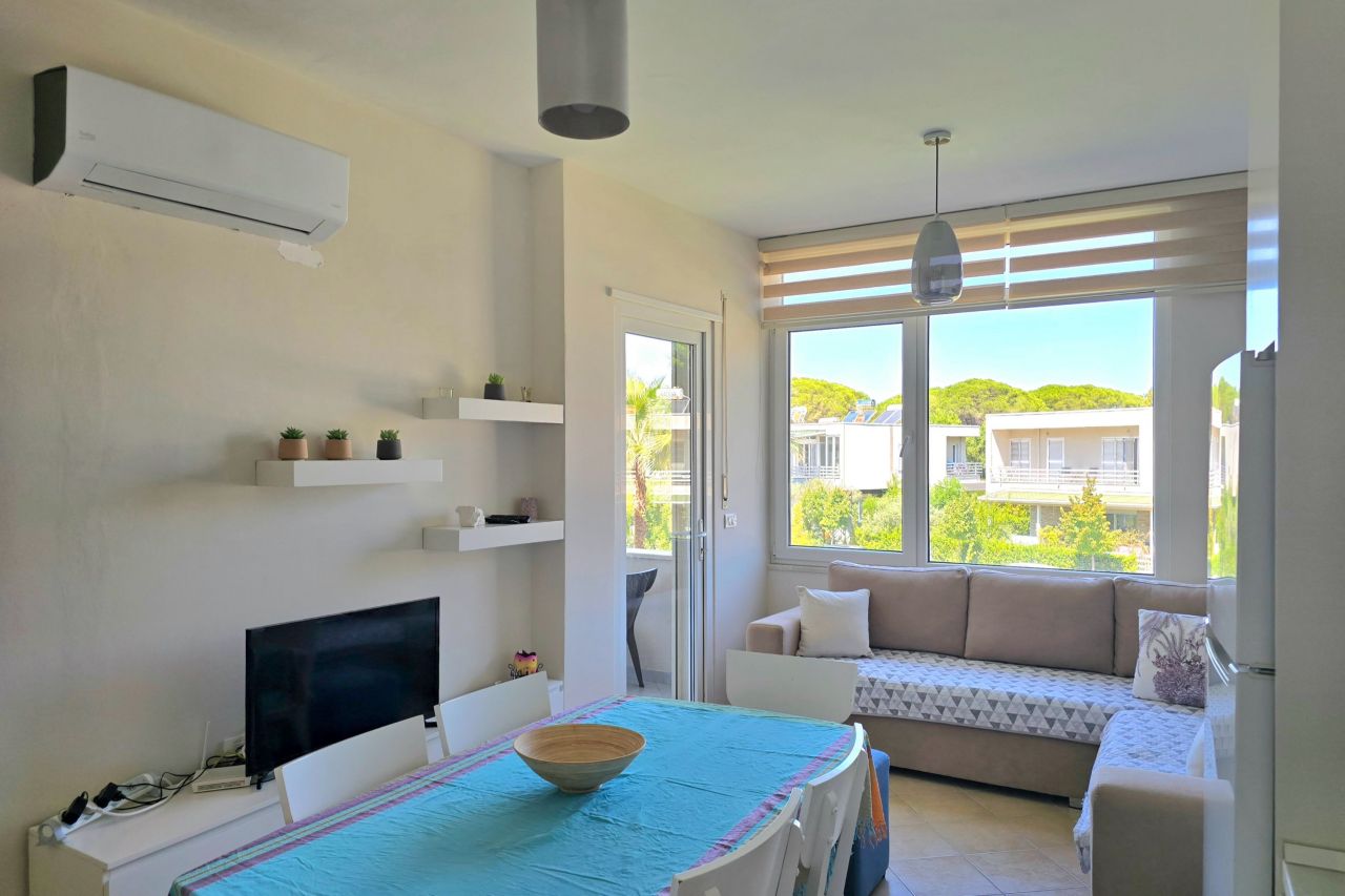 21 Lalzit Bay, 2015, Durres, Albania