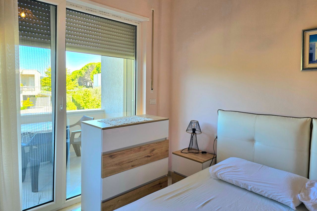 21 Lalzit Bay, 2015, Durres, Albania