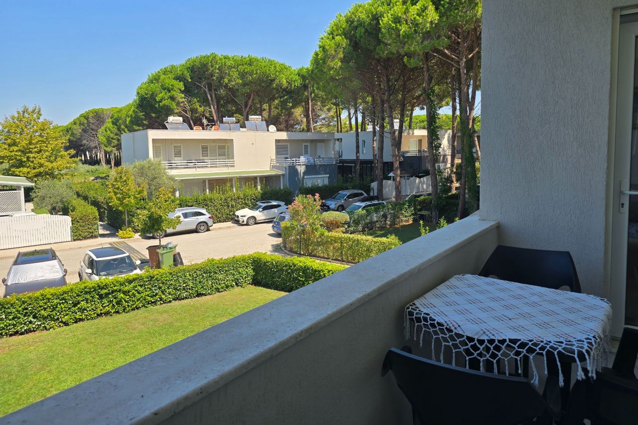 21 Lalzit Bay, 2015, Durres, Albania