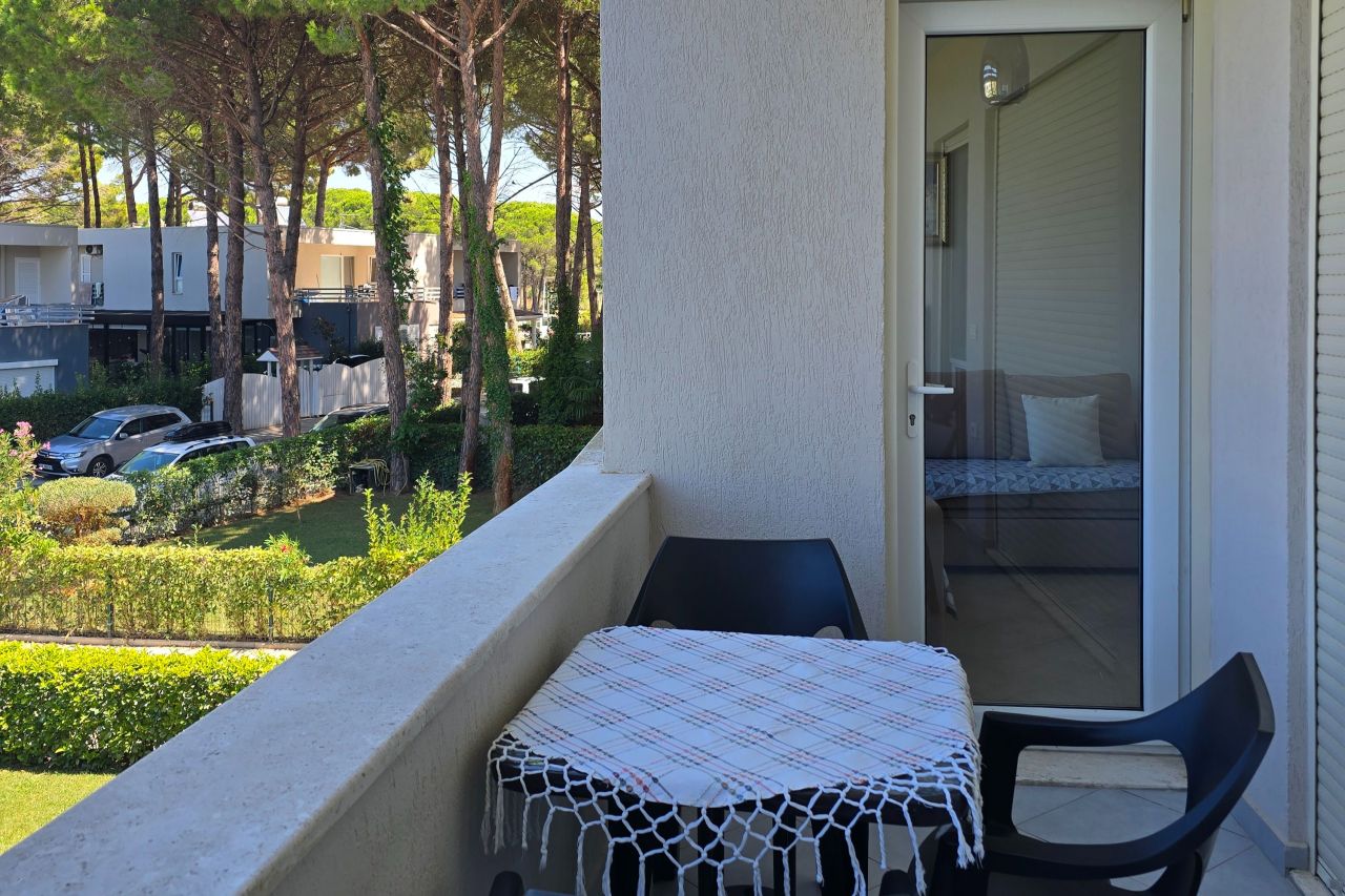 Lura 2 Holiday Home In Lalzit Bay Durres Albania