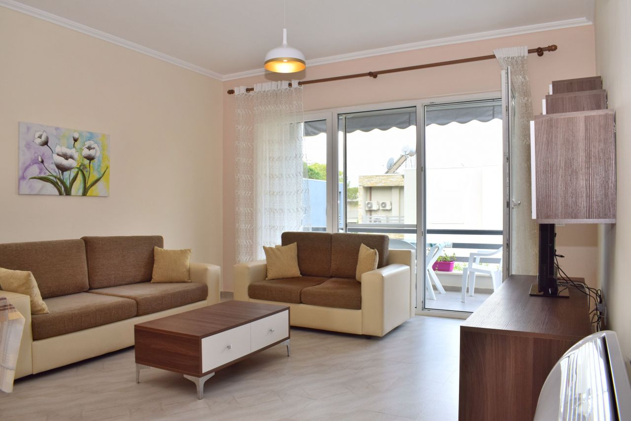 Квартира в аренду на время отпуска в Албании Дуррес Гжири и Лалзит
