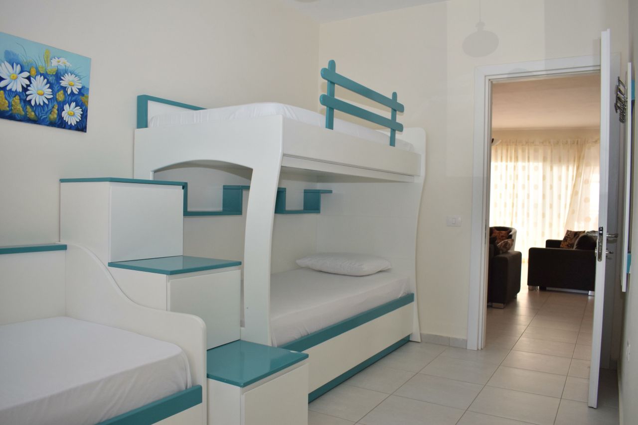 Vacation House With Garden For Rent Durres