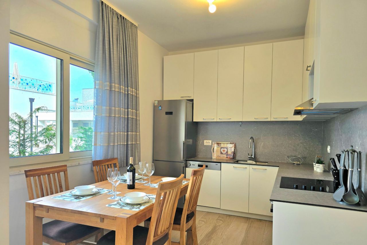 21 Lalzit Bay, 2015, Durres, Albania