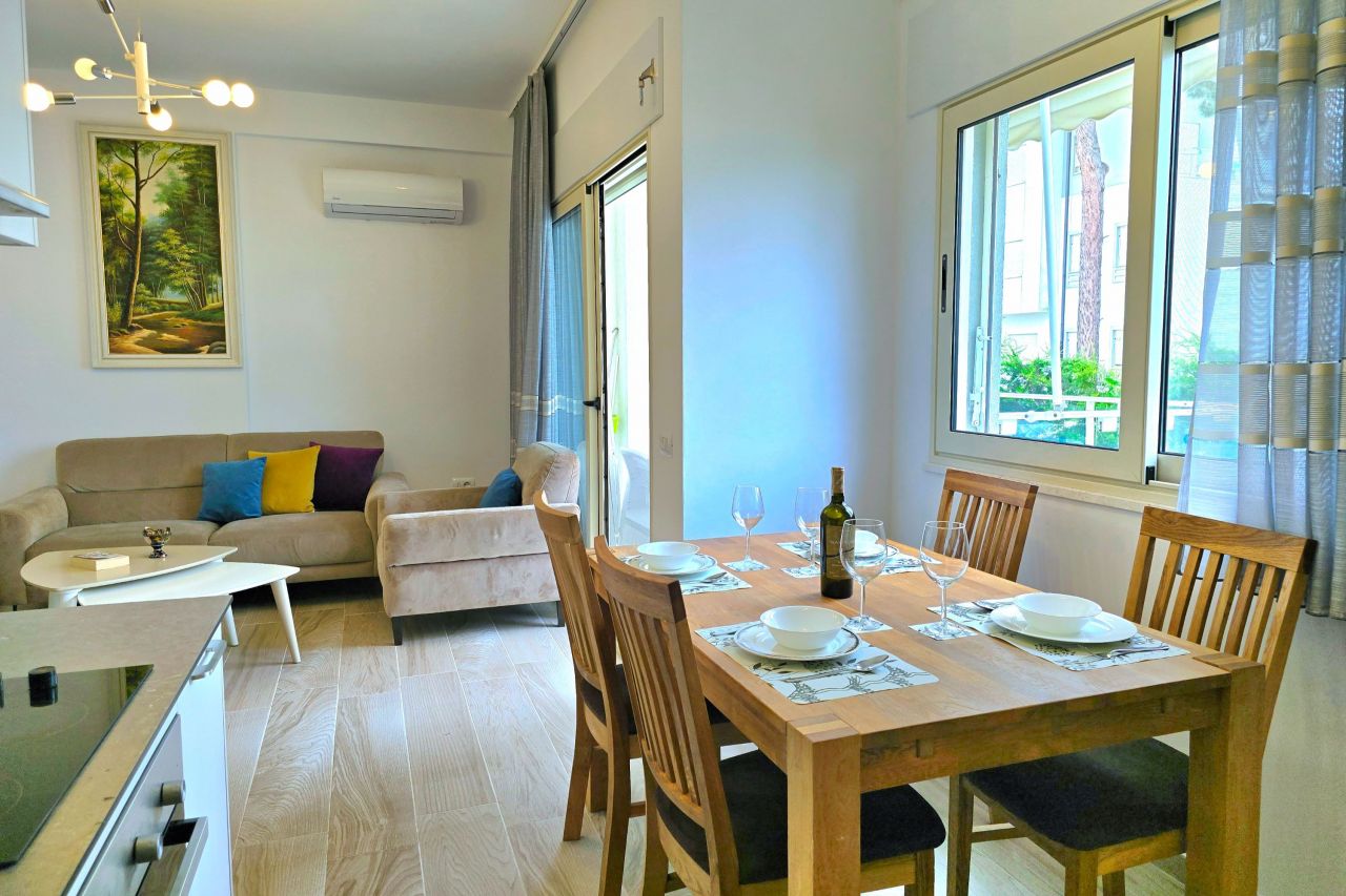 21 Lalzit Bay, 2015, Durres, Albania