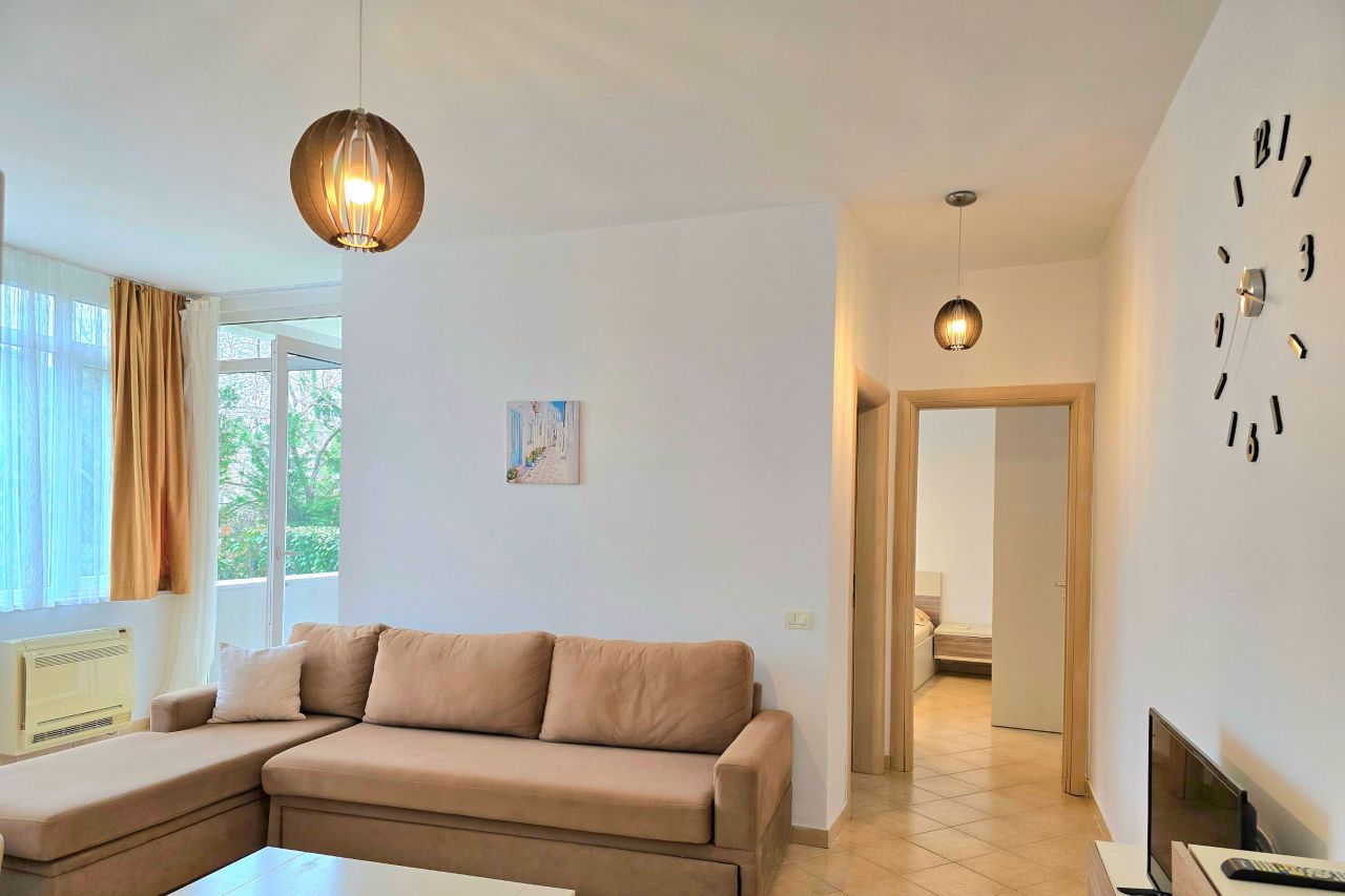 21 Lura 2 Resort, Gjiri i Lalzit, Durres 2015