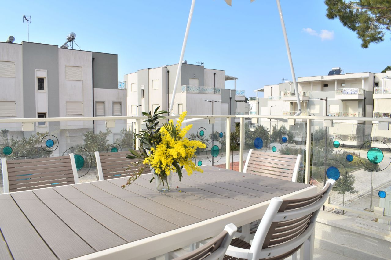 Wohnung Zu Vermieten Im Perla Resort Lalzit Bay Albanien, Mit Einem Balkon Mit Panoramablick