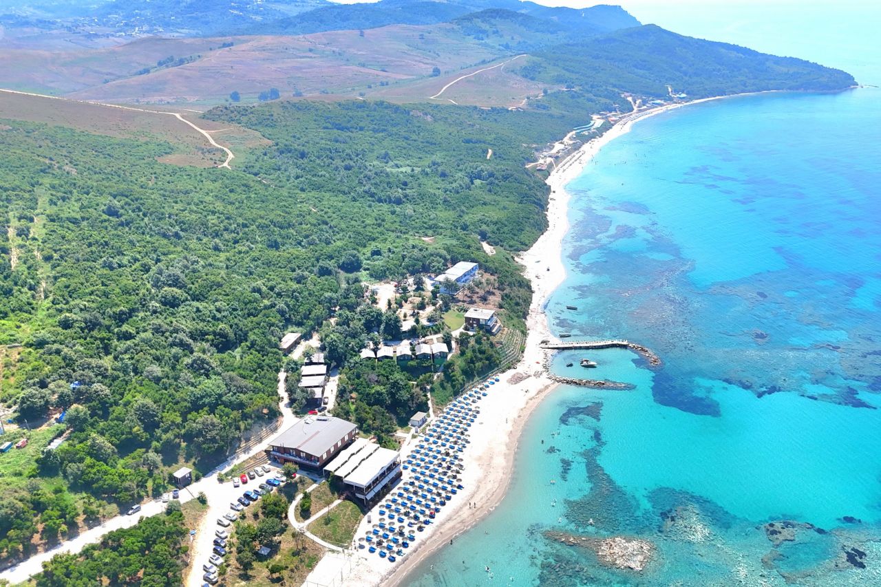 Villa Per Vacanze In Affitto A Capo Di Rodon In Albania, Con Una Vista Mozzafiato E Una Piscina Privata