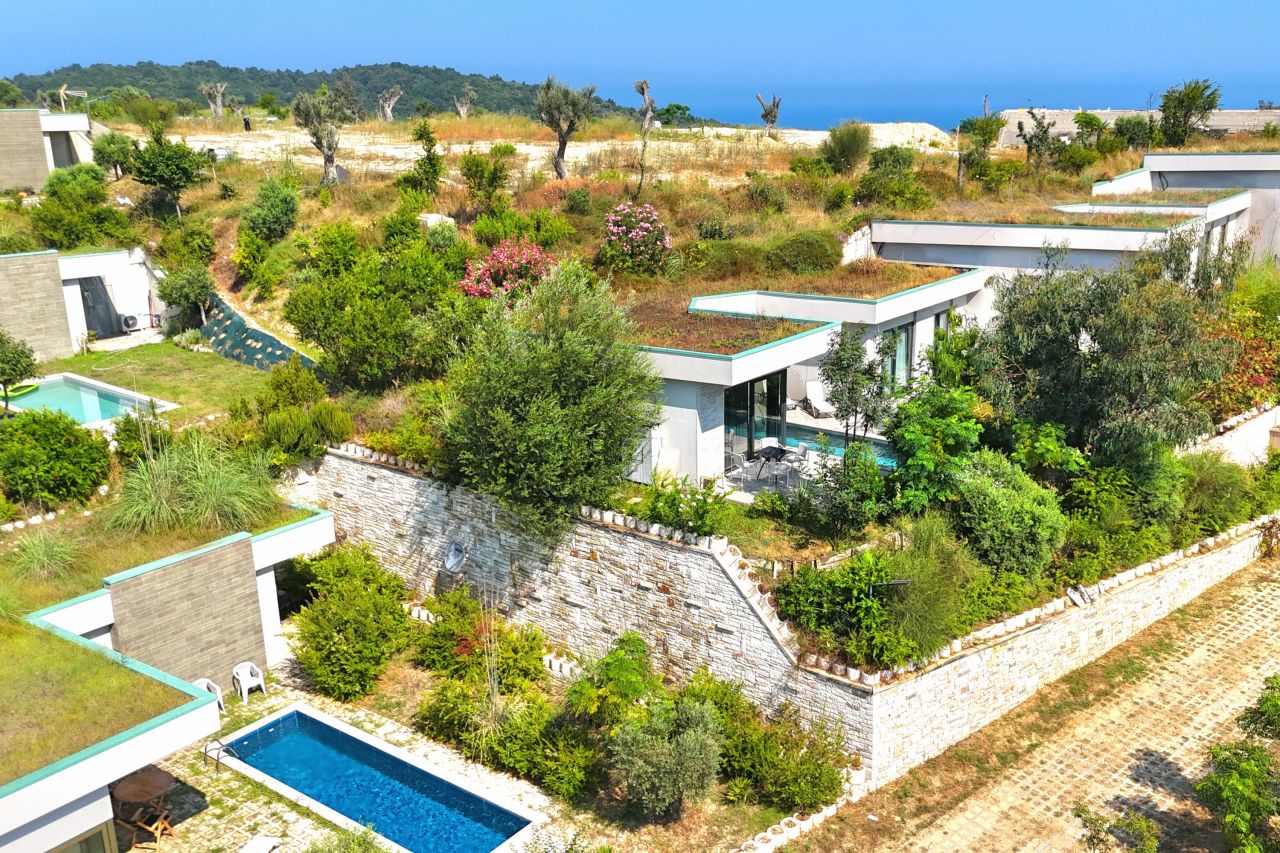 Vila Per Vacanze In Affitto A Capo Di Rodon In Albania, Con Una Vista Mozzafiato E Una Piscina Privata