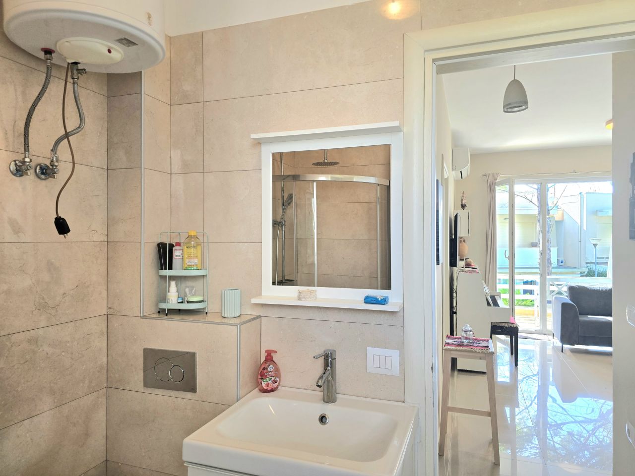 21 Lura 3 Resort, Gjiri i Lalzit, Durres 2015