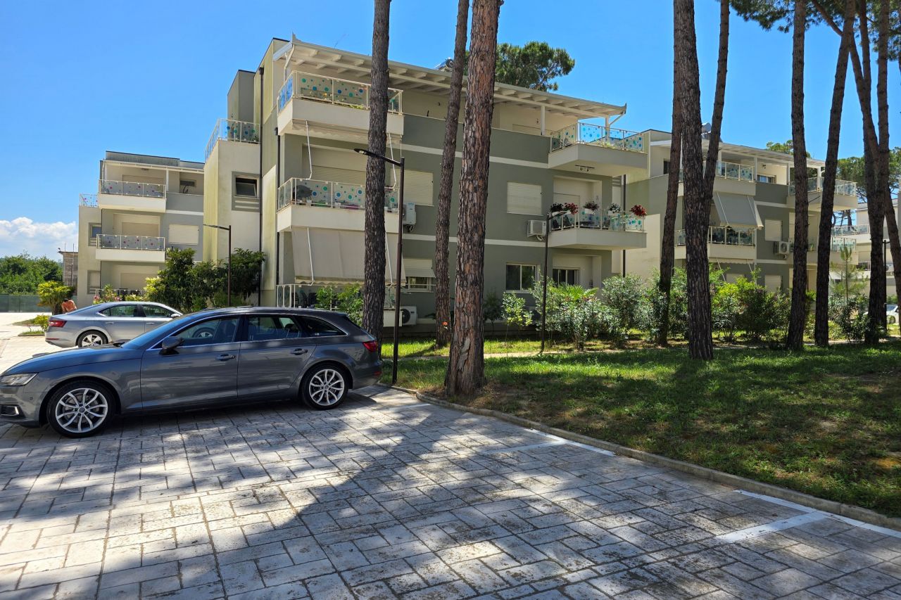 Leilighet Til Salgs På Perla Resort, Lalzit Bay