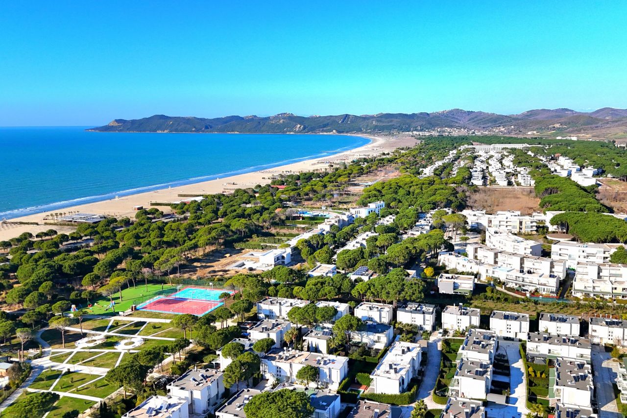 Leilighet Til Salgs På Perla Resort, Lalzit Bay