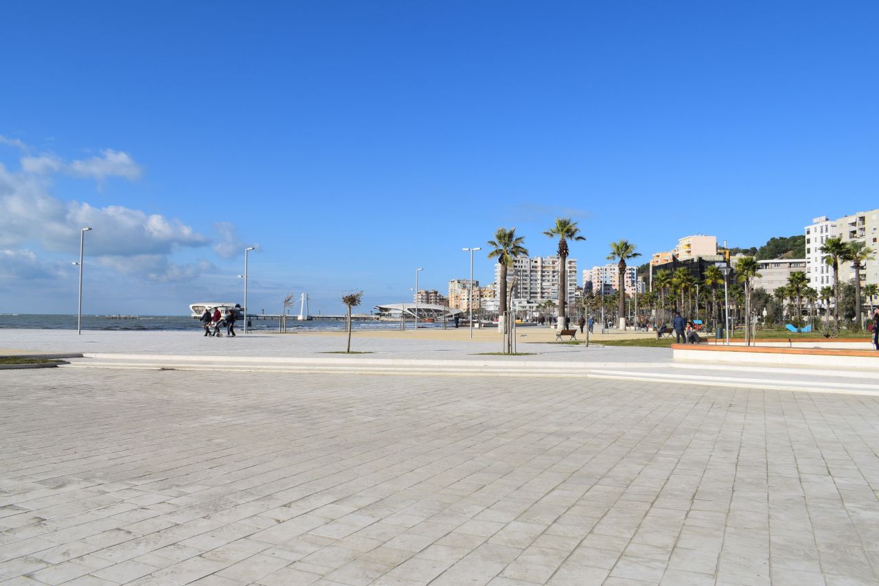 Продажа квартир с видом на море в Дурресе