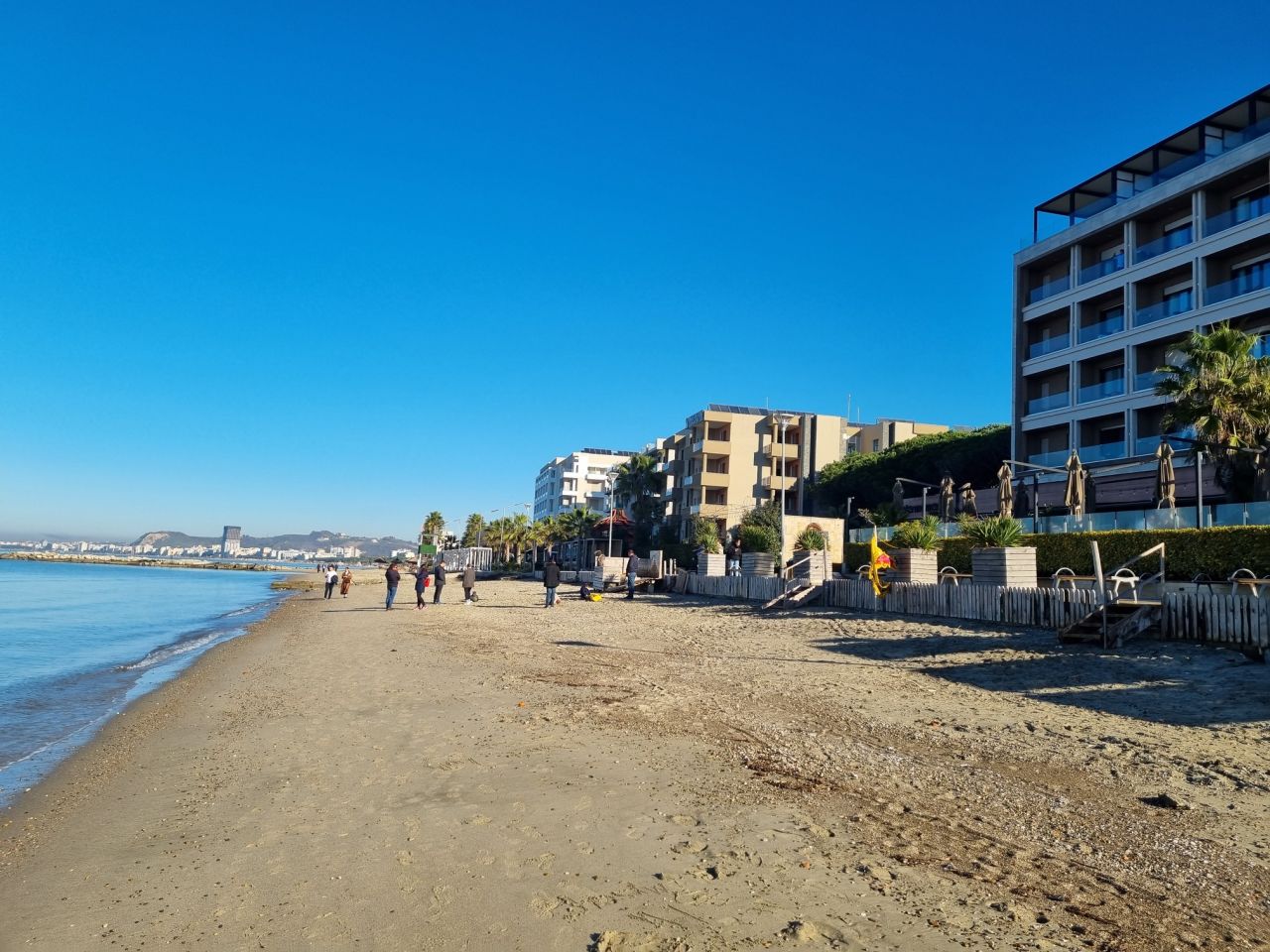 12 Golem, Durres 2504