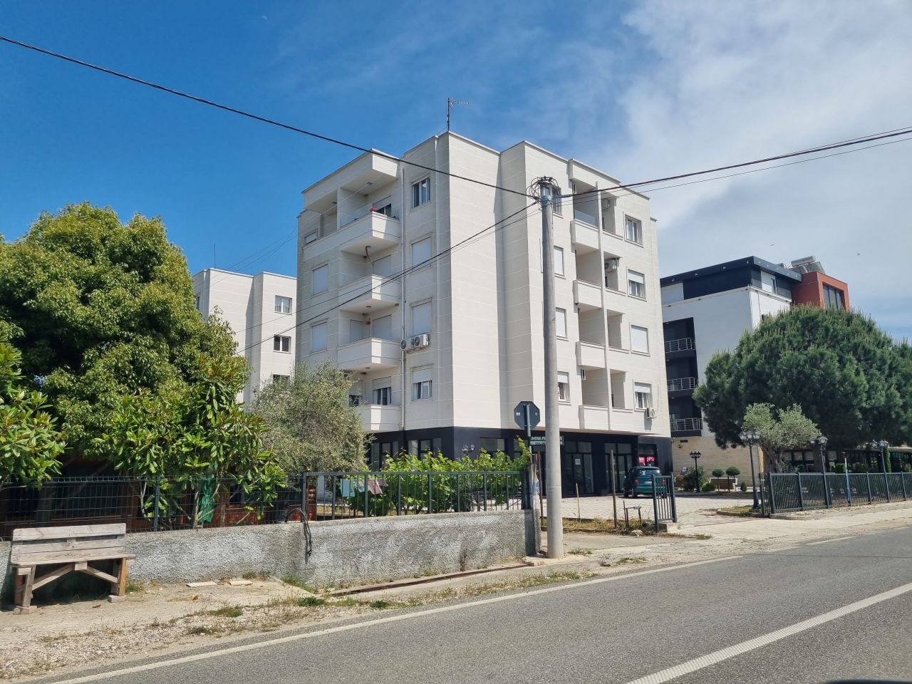 Fully Furnished Apartments For Sale in Lalzit Bay With 2 Bedrooms In Short Distance From The Sea