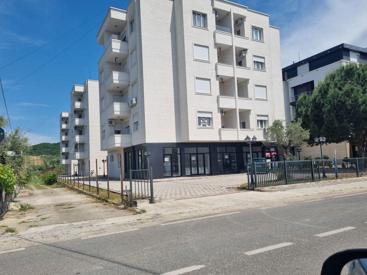 Fully Furnished Apartments For Sale in Lalzit Bay With 2 Bedrooms In Short Distance From The Sea