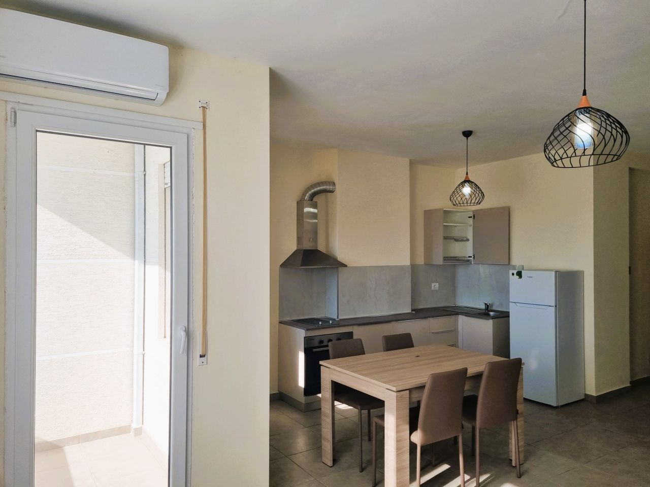 21 Gjiri i Lalzit 2015, Durres